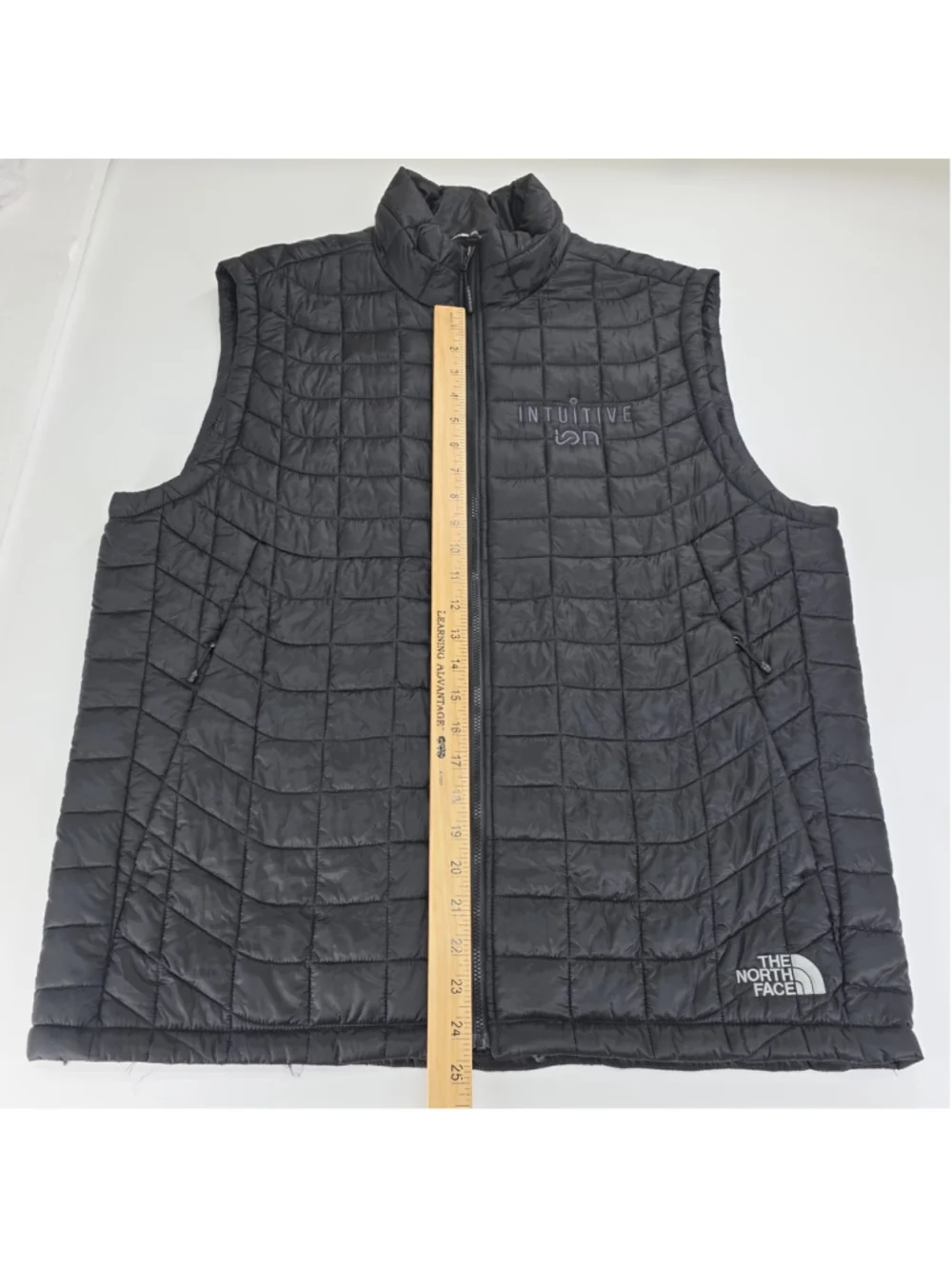The North Face ThermoBall Trekker Vest Mens L Black Full Zip Packable Insulated